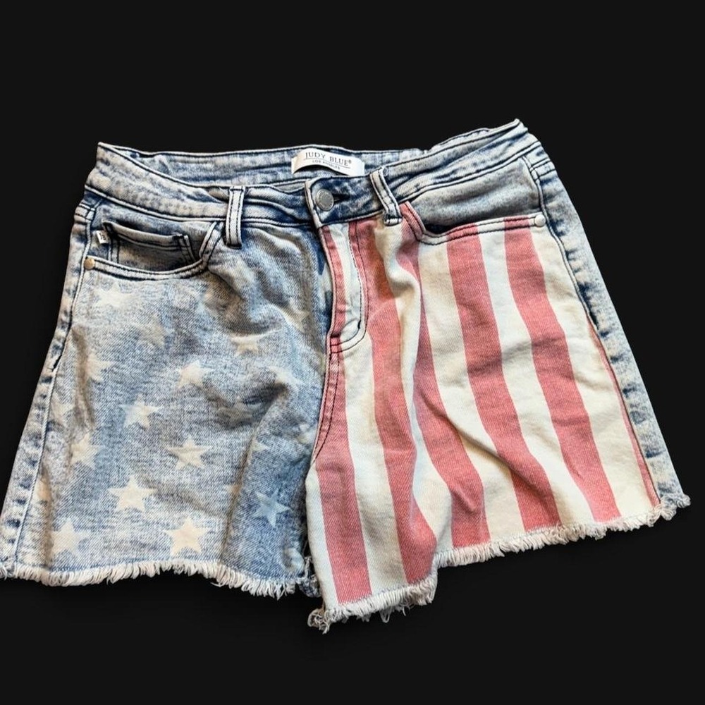 Judy Blue USA Flag Denim Shorts Women's Large Patriotic High Rise Stretch